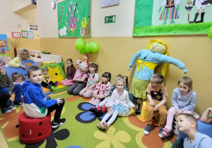 Odgadywanie zagadek o wiosnie