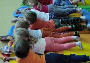 oglądanie prezentacji o dzieciach